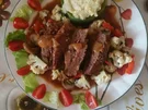 Rindviech auf Gemüsebett an Paprikaring mit Kartoffelpüree - Rezept - Bild Nr. 2996