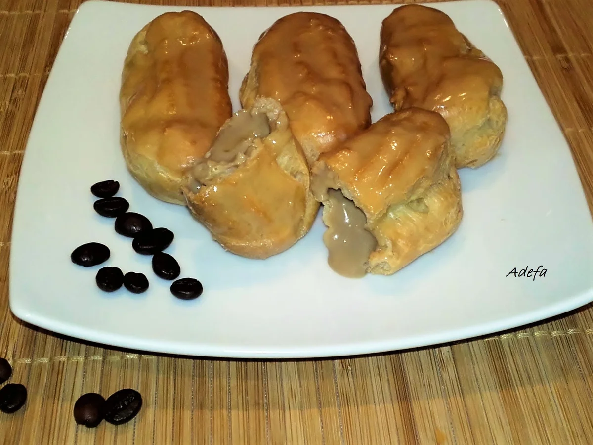 Rezept: Eclairs mit Creme pasteleiro de Café... Bild Nr. 3011 Eclairs mit Creme pasteleiro de Café... - Rezept - Bild Nr. 3011
