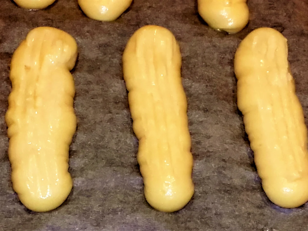 Rezept: Eclairs mit Creme pasteleiro de Café... Bild Nr. 3020 Eclairs mit Creme pasteleiro de Café... - Rezept - Bild Nr. 3020