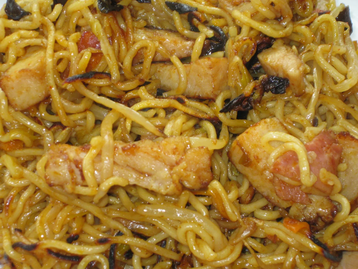 Rezept: Gebratene Nudeln mit Hähnchenbruststreifen Bild Nr. 3012 Gebratene Nudeln mit Hähnchenbruststreifen - Rezept - Bild Nr. 3012