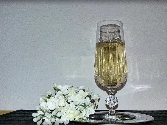 Rezept: French 75 ➯ atemberaubender Aperitif Bild Nr. 3016 French 75 ➯ atemberaubender Aperitif - Rezept - Bild Nr. 3016