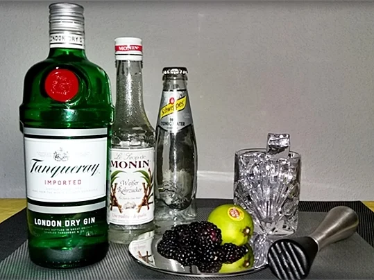 Gin ➯ Bramble ➯ Cocktail - Rezept - Bild Nr. 3