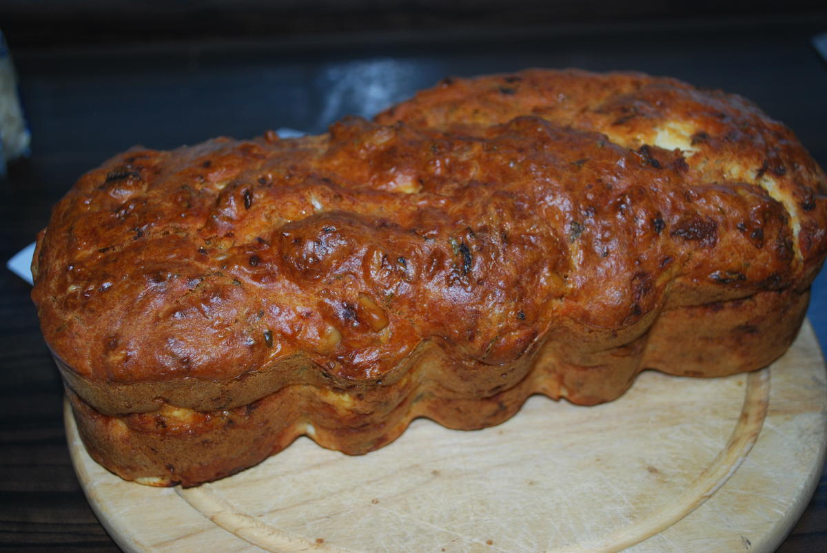 Pikanter Kuchen mit getrockneten Tomaten und Ziegenkäse - Rezept - Bild Nr. 5