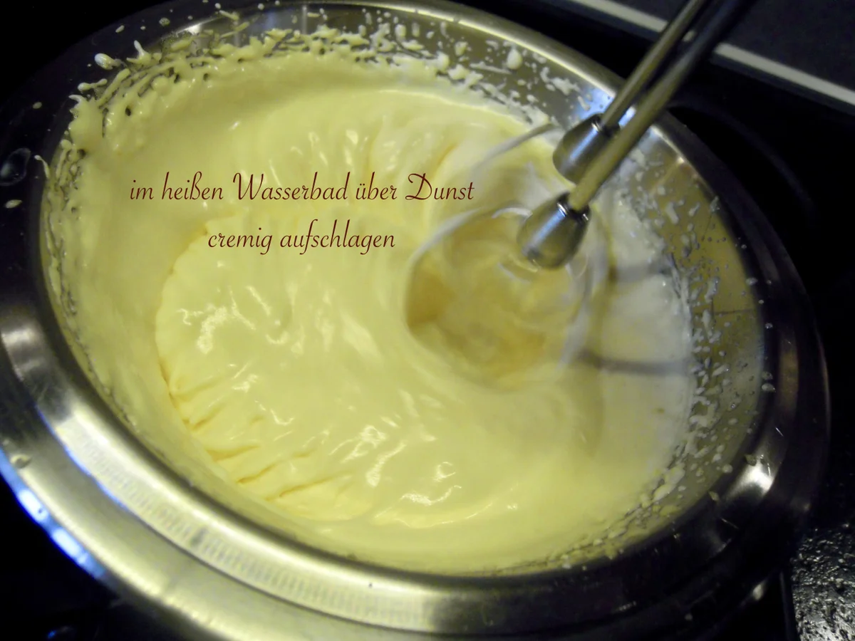 Erdbeer Parfait - OHNE Eismaschine - Rezept - Bild Nr. 3013