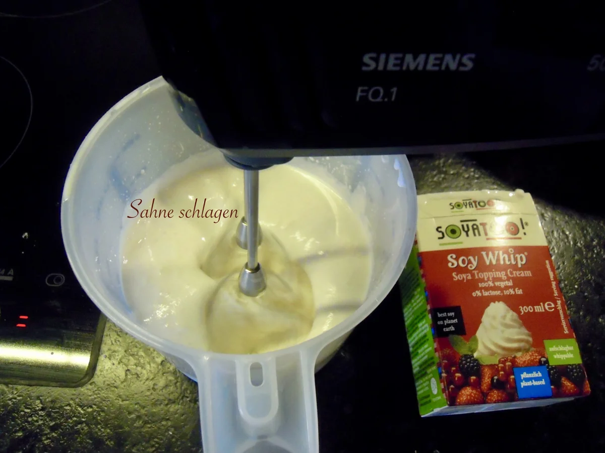 Erdbeer Parfait - OHNE Eismaschine - Rezept - Bild Nr. 3015