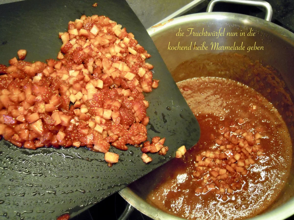 Rezept: Erdbeer Marmelade - very special mit Fruchteinlage Bild Nr. 3023 Erdbeer Marmelade - very special mit Fruchteinlage - Rezept - Bild Nr. 3023