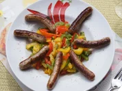 Nürnberger Rostbratwurst auf Paprikasalat mit Asia-Dressing - Rezept - Bild Nr. 2