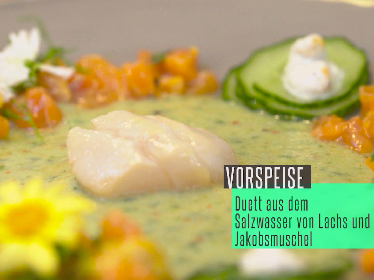 Duett aus dem Salzwasser: Lachstatar und Jakobsmuschel mit Gurke und
Ingwer - Rezept Von Einsendungen Das perfekte Dinner