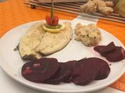 Regenbogenforelle an Brennnesselrisotto und Rote Beete Carpaccio - Rezept - Bild Nr. 2