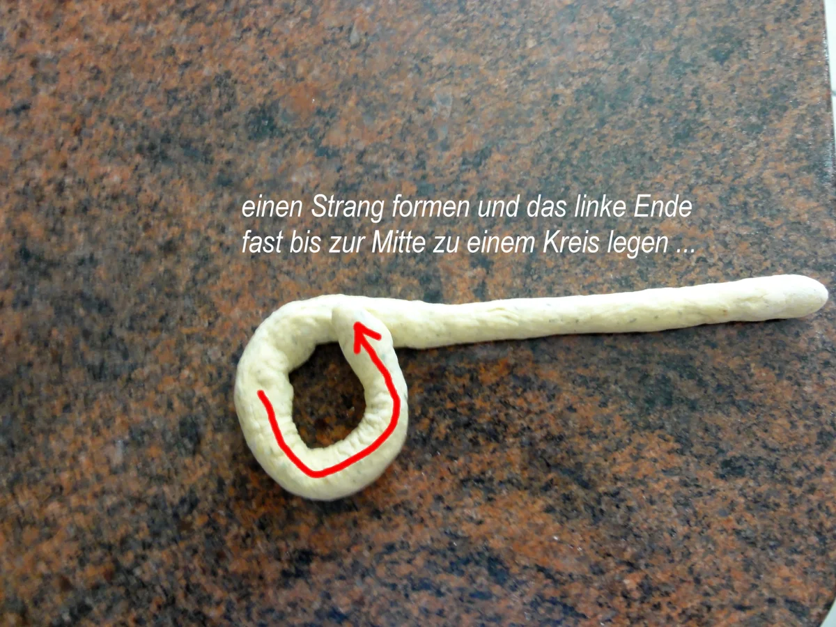 Rezept: Hefe: KRÄUTER ~ MINI ~ ZÖPFE Bild Nr. 3064 Hefe: KRÄUTER ~ MINI ~ ZÖPFE - Rezept - Bild Nr. 3064