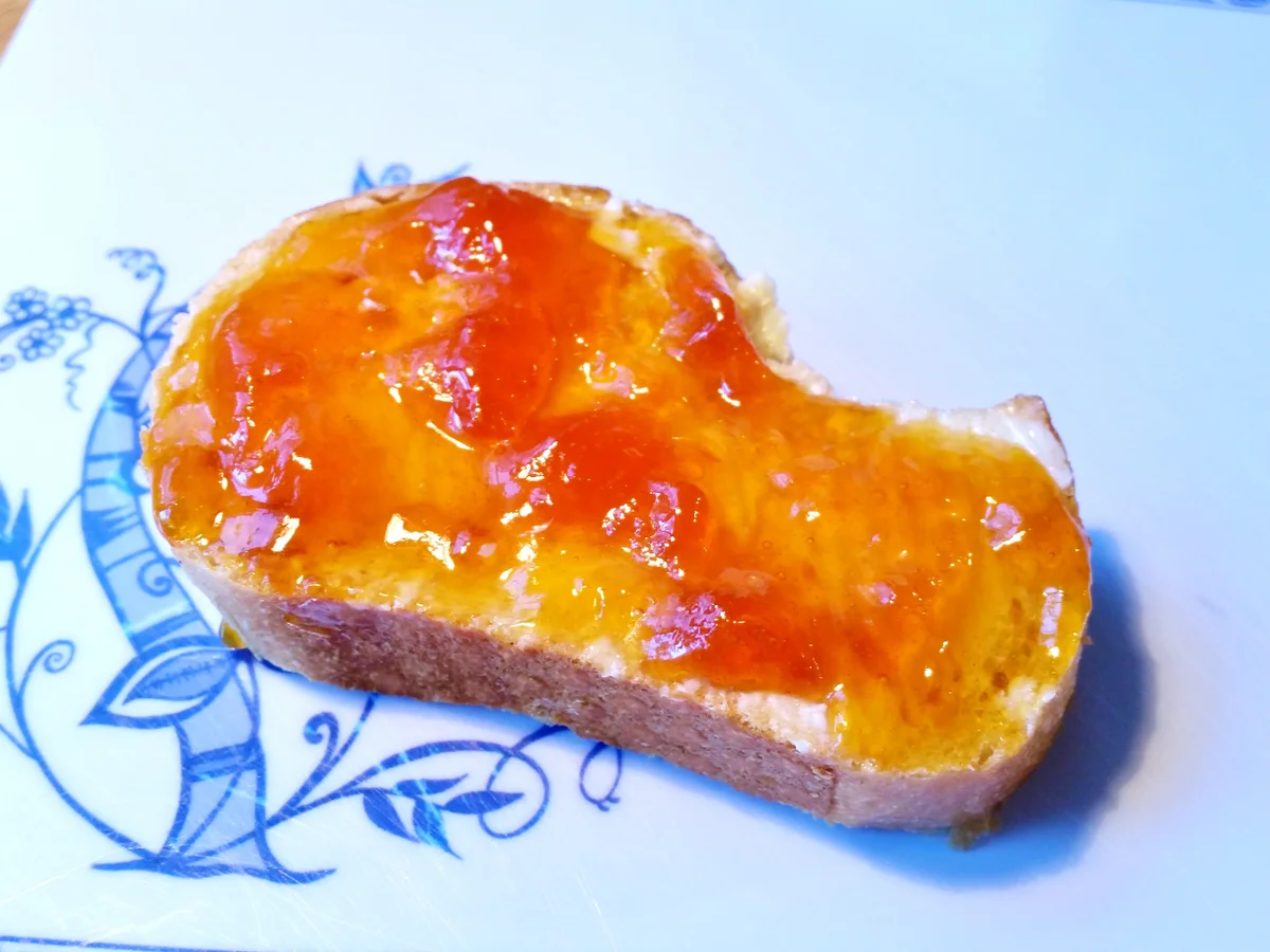 Aprikosen-Konfitüre "Karamell" ... - Rezept - Bild Nr. 3074