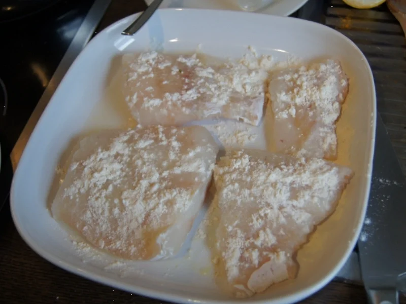 Rezept: Kabeljaufilet mit grünen Spargel und Rosmarin-Backkartoffeln Bild Nr. 3060 Kabeljaufilet mit grünen Spargel und Rosmarin-Backkartoffeln - Rezept - Bild Nr. 3060