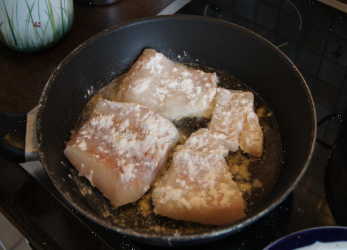 Kabeljaufilet mit grünen Spargel und Rosmarin-Backkartoffeln - Rezept - Bild Nr. 3062