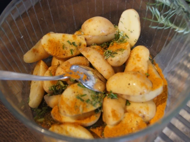 Rezept: Kabeljaufilet mit grünen Spargel und Rosmarin-Backkartoffeln Bild Nr. 3068 Kabeljaufilet mit grünen Spargel und Rosmarin-Backkartoffeln - Rezept - Bild Nr. 3068