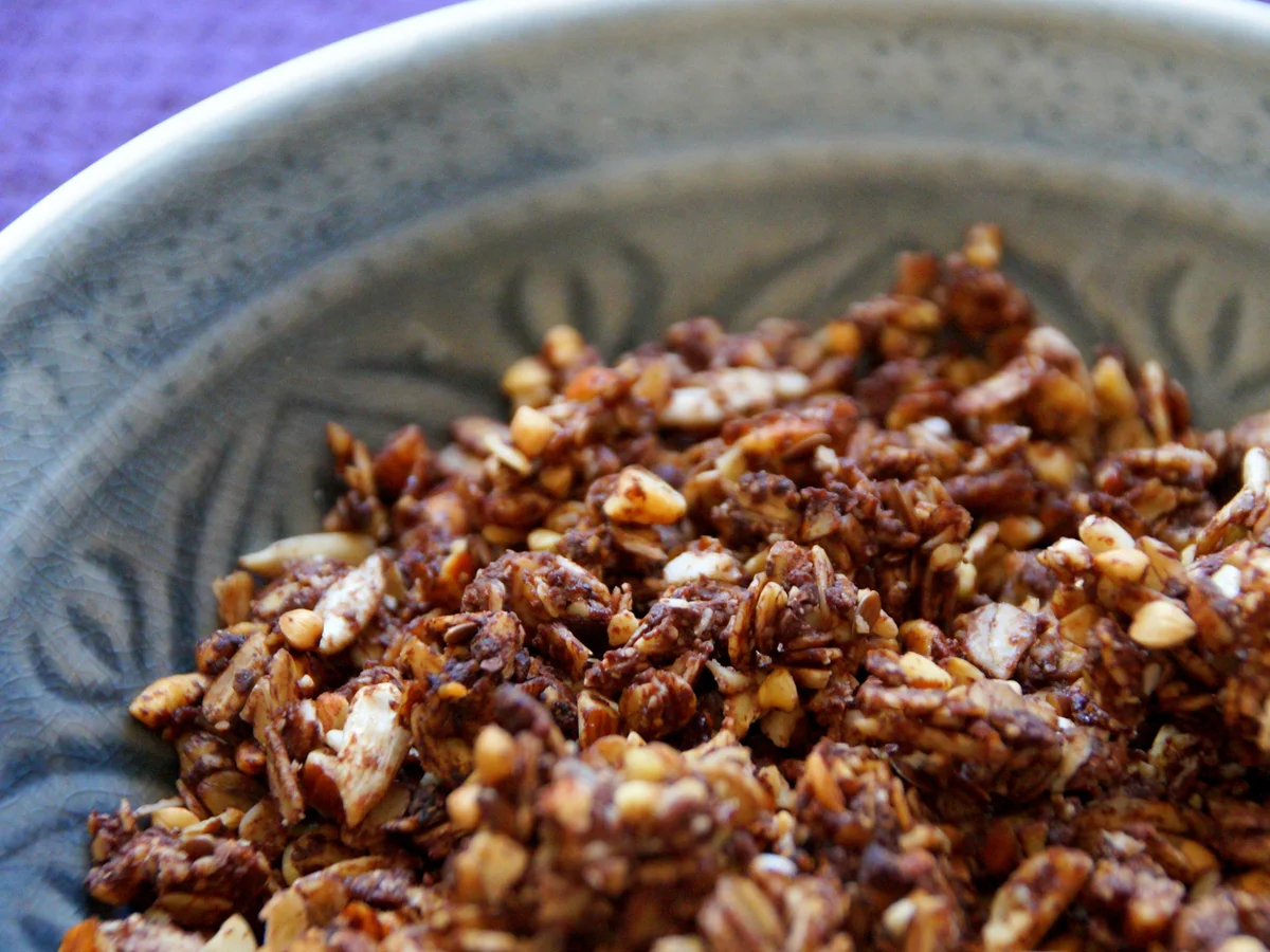 Frühstück: Schokoladen-Buchweizen-Knuspermüsli - Rezept - Bild Nr. 2
