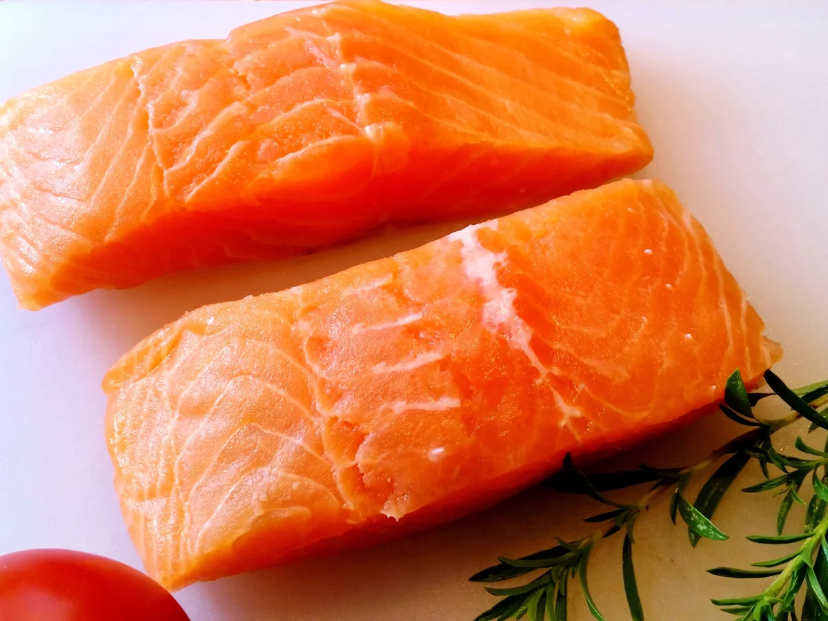 Lachs mit Pesto und Gemüse - Rezept - Bild Nr. 3091