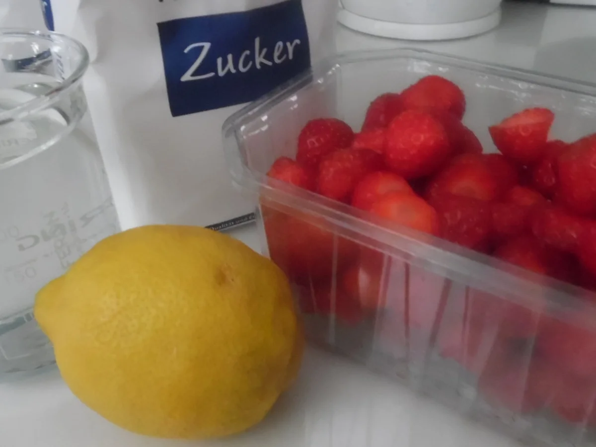 Sirup für Getränke, Slush-Eis und Desserts - Rezept - Bild Nr. 3103