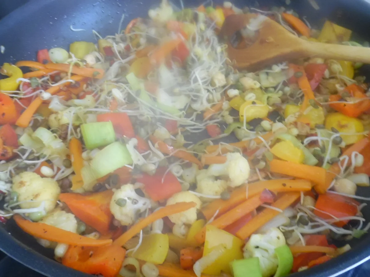 Garnelen-Nudel-Pfanne, scharf - Rezept - Bild Nr. 3097