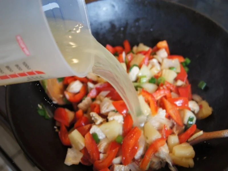 Fruchtiges Putencurry im Wok mit Basmatireis - Rezept - Bild Nr. 3136