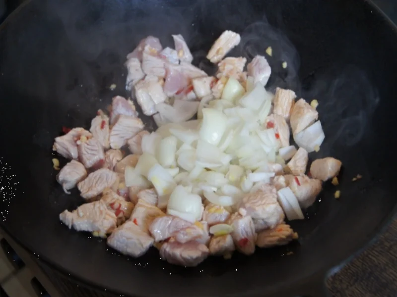 Fruchtiges Putencurry im Wok mit Basmatireis - Rezept - Bild Nr. 3149