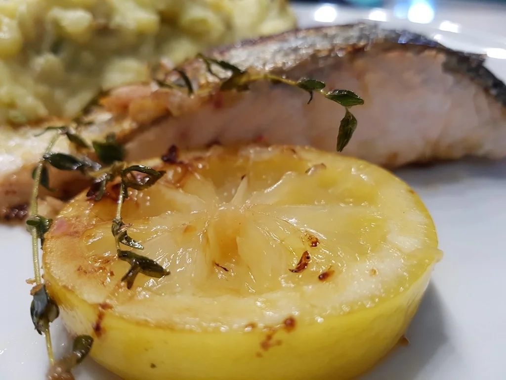 Rezept: Lachsfilet mit Gartenkräutern à la Biggi Bild Nr. 3139 Lachsfilet mit Gartenkräutern à la Biggi - Rezept - Bild Nr. 3139