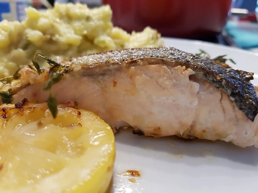 Rezept: Lachsfilet mit Gartenkräutern à la Biggi Bild Nr. 3140 Lachsfilet mit Gartenkräutern à la Biggi - Rezept - Bild Nr. 3140