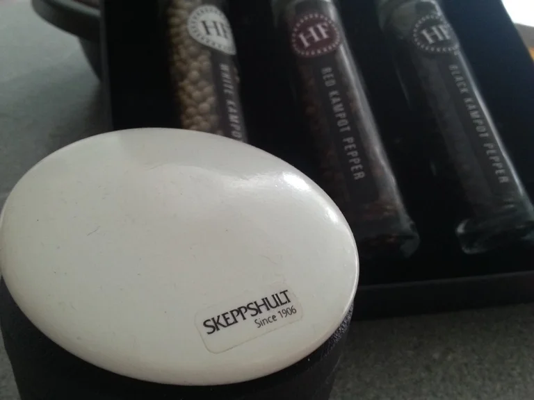 Rezept: Lachsfilet mit Gartenkräutern à la Biggi Bild Nr. 3145 Lachsfilet mit Gartenkräutern à la Biggi - Rezept - Bild Nr. 3145