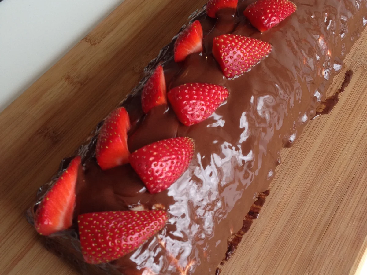 Rezept: Riesen-Yogurette-Torte ohne Backen Bild Nr. 3136 Riesen-Yogurette-Torte ohne Backen - Rezept - Bild Nr. 3136