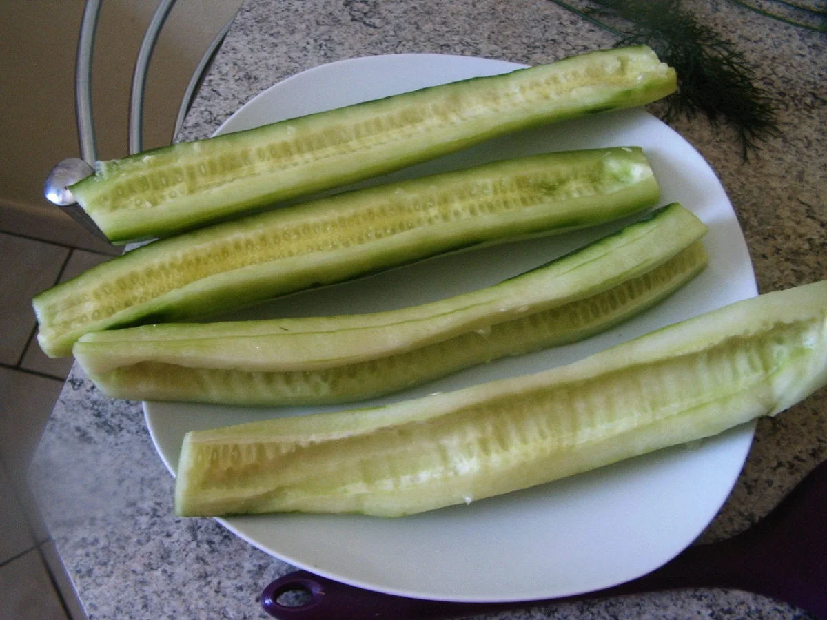 Rezept: Bouletten mit Gurken Bild Nr. 3134 Bouletten mit Gurken - Rezept - Bild Nr. 3134