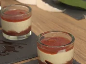 Tonkacreme mit Trauben-Rhabarber-Kompott - Rezept - Bild Nr. 2