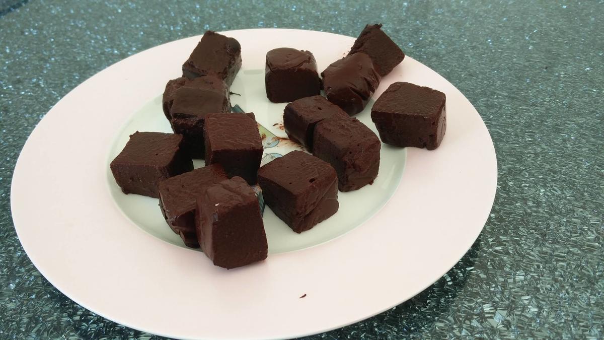 Schokoladenwürfeln ( 6 Würfel= 1 Punkt) - Rezept - Bild Nr. 2