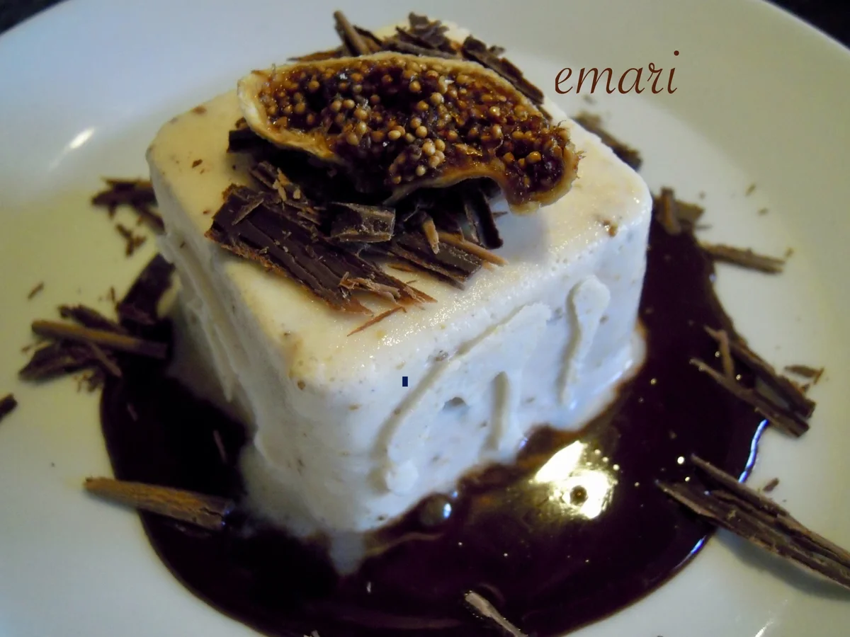 Rezept: Feigen Parfait auf Nougatspiegel Bild Nr. 3170 Feigen Parfait auf Nougatspiegel - Rezept - Bild Nr. 3170