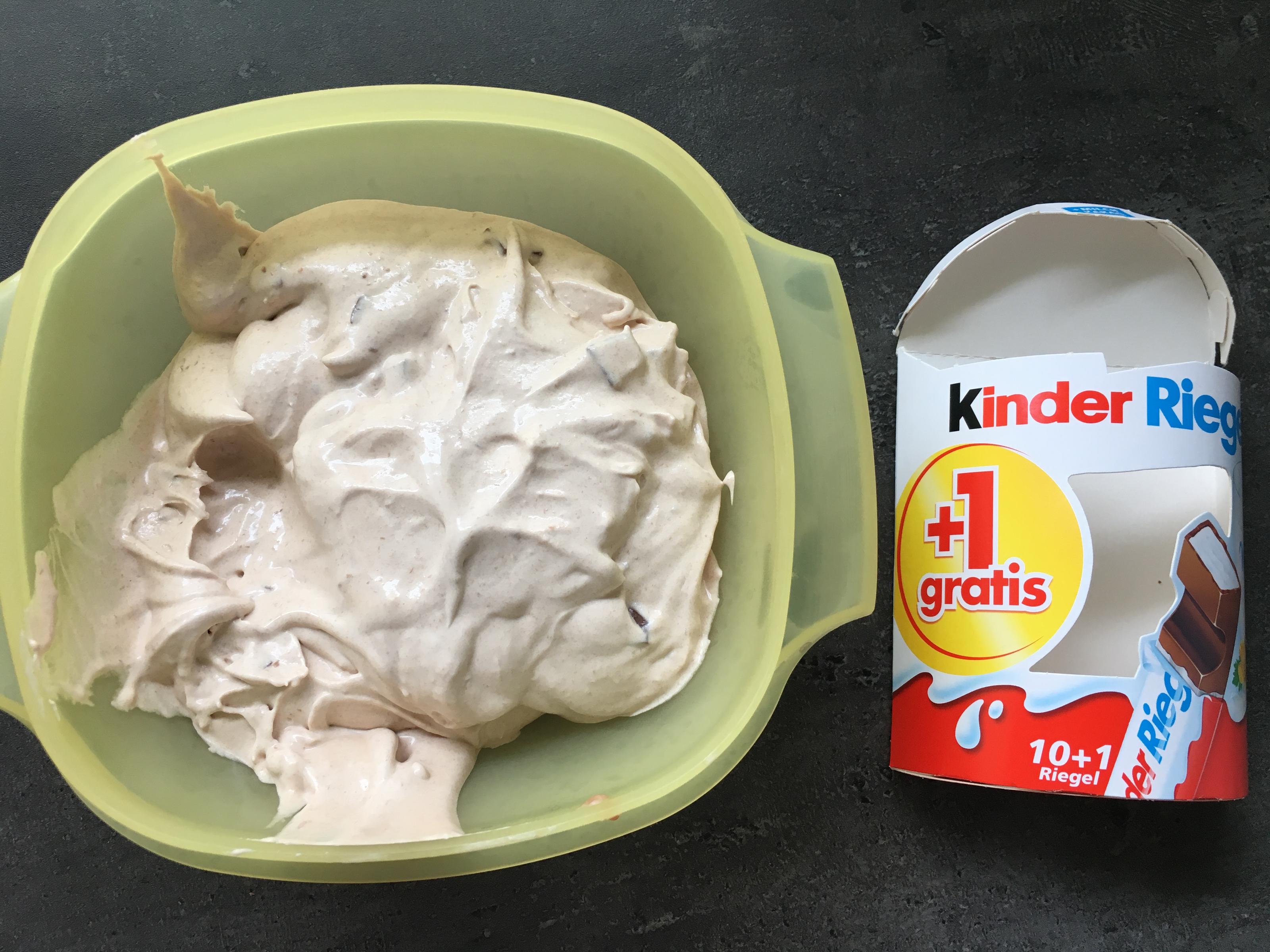 Kinderschokoladeneis Leckeres Eis aus Kinderschokolade für die
Eismaschine Rezept Eingereicht von Sandrii83