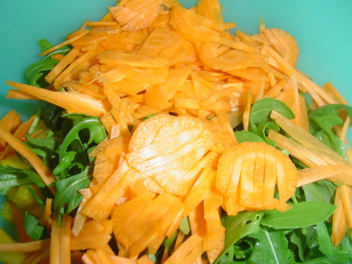 Rezept: Bei 32Grad nur noch Salat Bild Nr. 3163 Bei 32Grad nur noch Salat - Rezept - Bild Nr. 3163