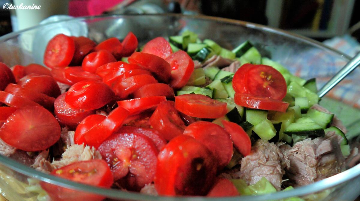 Thunfisch-Pasta-Salat mit Ajvar-Dressing - Rezept - Bild Nr. 3165