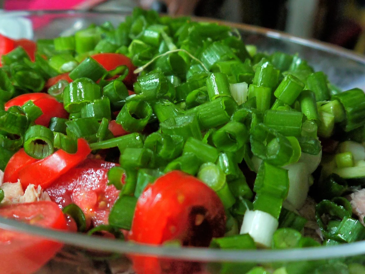 Rezept: Thunfisch-Pasta-Salat mit Ajvar-Dressing Bild Nr. 3166 Thunfisch-Pasta-Salat mit Ajvar-Dressing - Rezept - Bild Nr. 3166