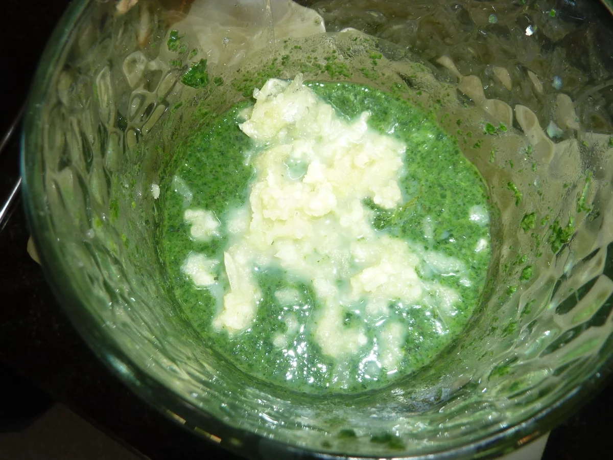 Brennnessel- Speck  Brot   - Rezept - Bild Nr. 3166