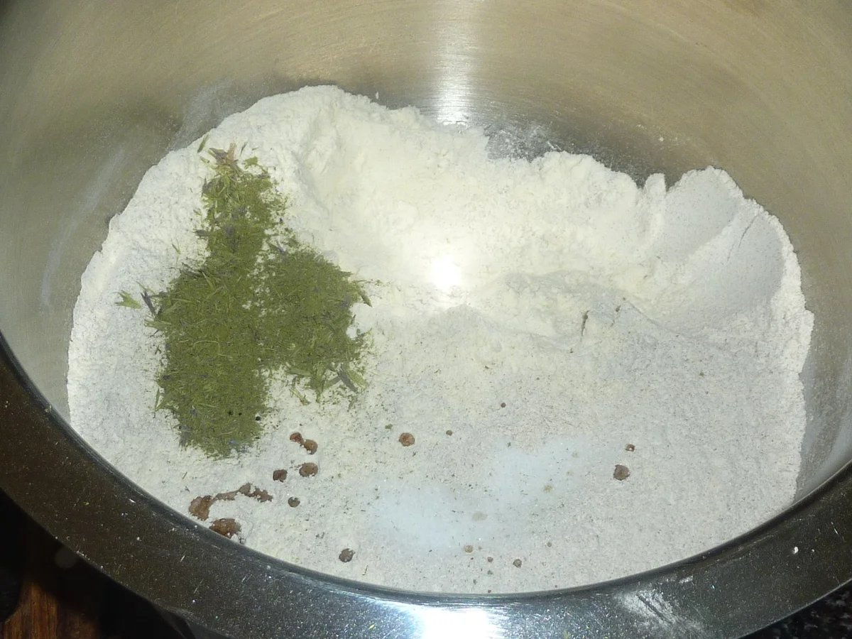 Brennnessel- Speck  Brot   - Rezept - Bild Nr. 3167