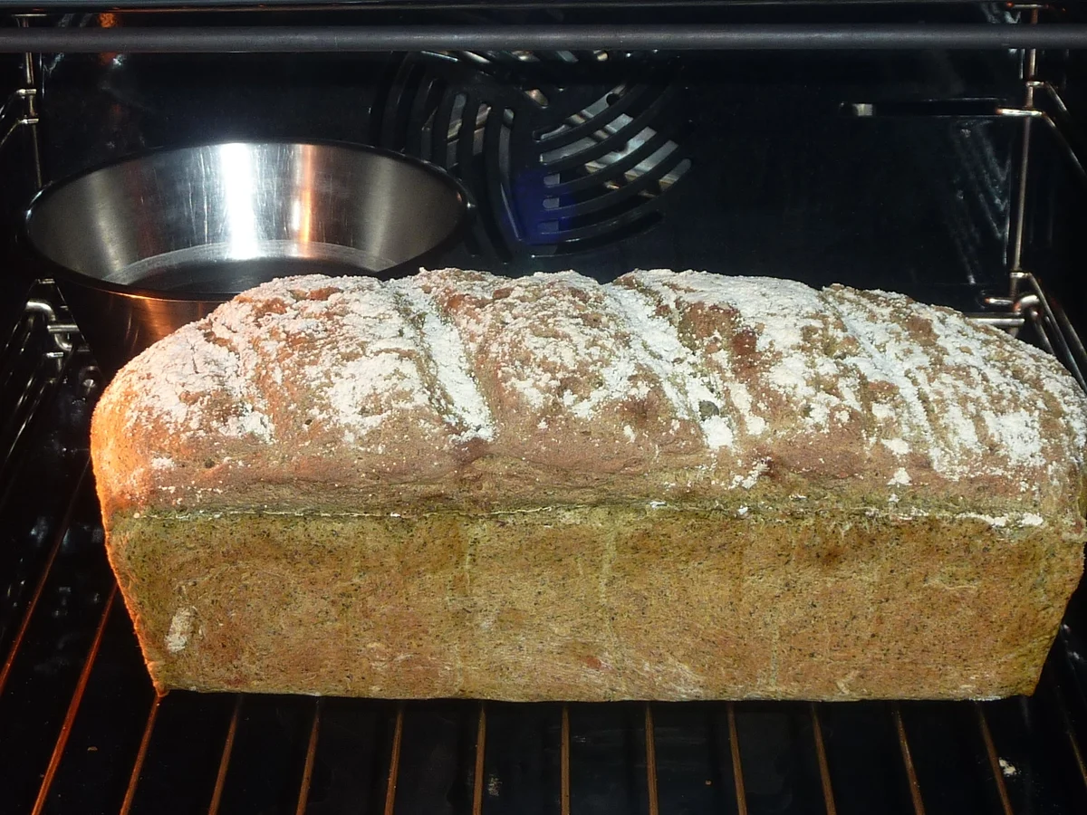 Brennnessel- Speck  Brot   - Rezept - Bild Nr. 3169