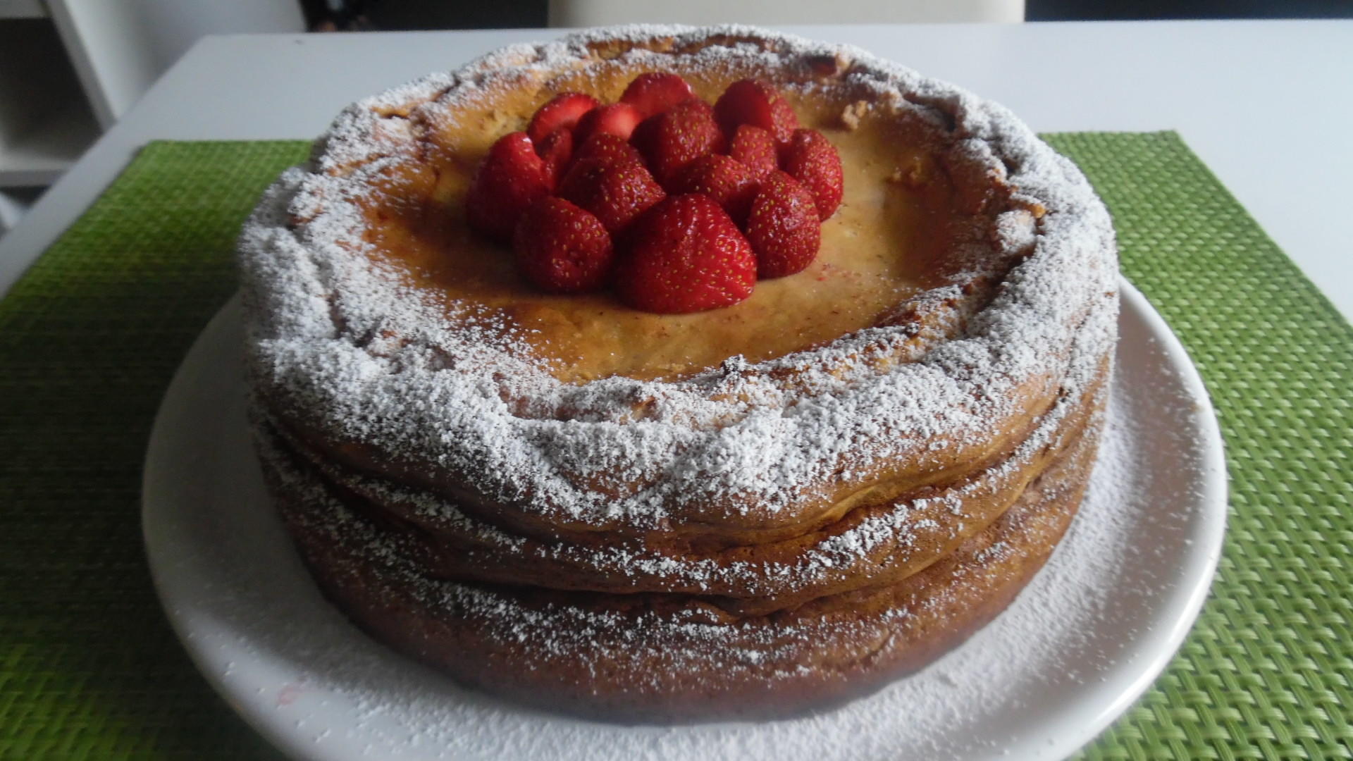 Bilder für Erdbeer-Käsekuchen mit Knusperboden - Rezept