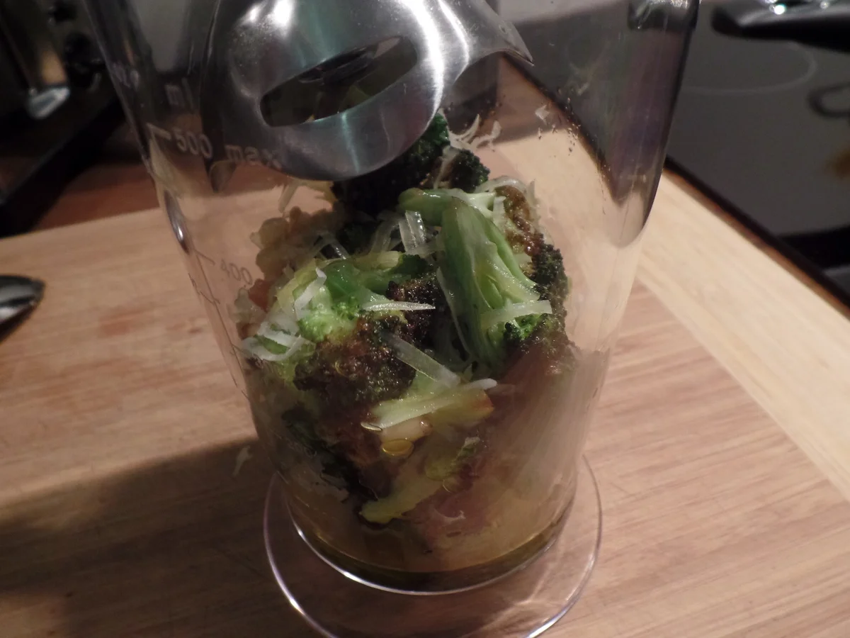 Linguine mit Brokkoli-Pesto - Rezept - Bild Nr. 3187