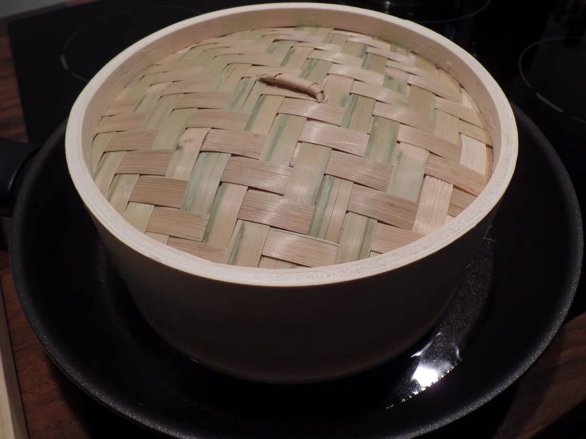 Asia-Lachsfilet aus dem Dampfkörbchen - Rezept - Bild Nr. 3196