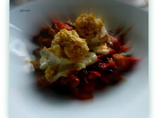 Gratinierter Ziegenkäse mit Pinienkernen auf warmen Gemüsesalat - Rezept - Bild Nr. 3201