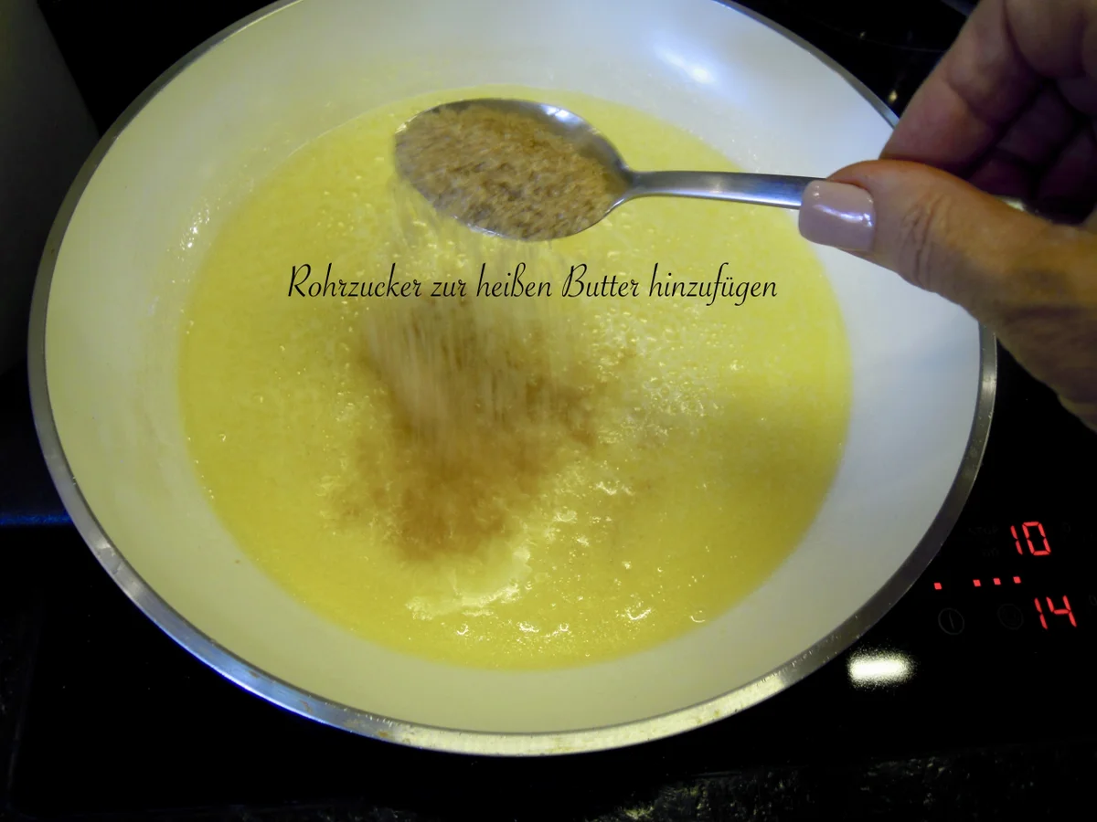 Wachauer Marillen Knödel aus feinem Topfenteig mit Knusperbrösel - Rezept - Bild Nr. 3217