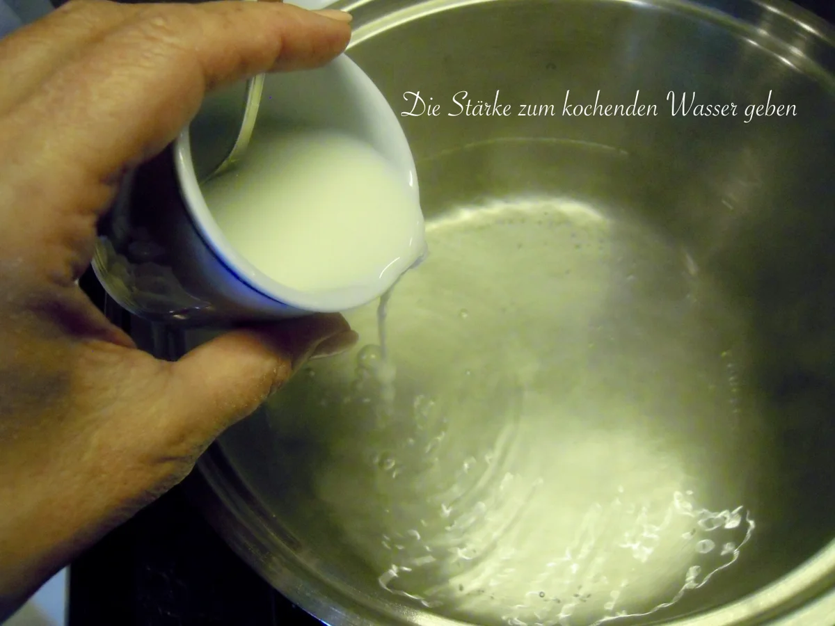 Wachauer Marillen Knödel aus feinem Topfenteig mit Knusperbrösel - Rezept - Bild Nr. 3222