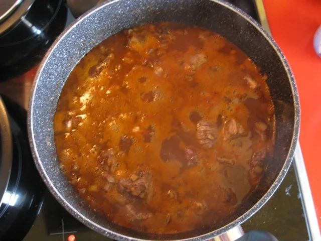 Rezept: Gulasch halb und halb Bild Nr. 3214 Gulasch halb und halb - Rezept - Bild Nr. 3214