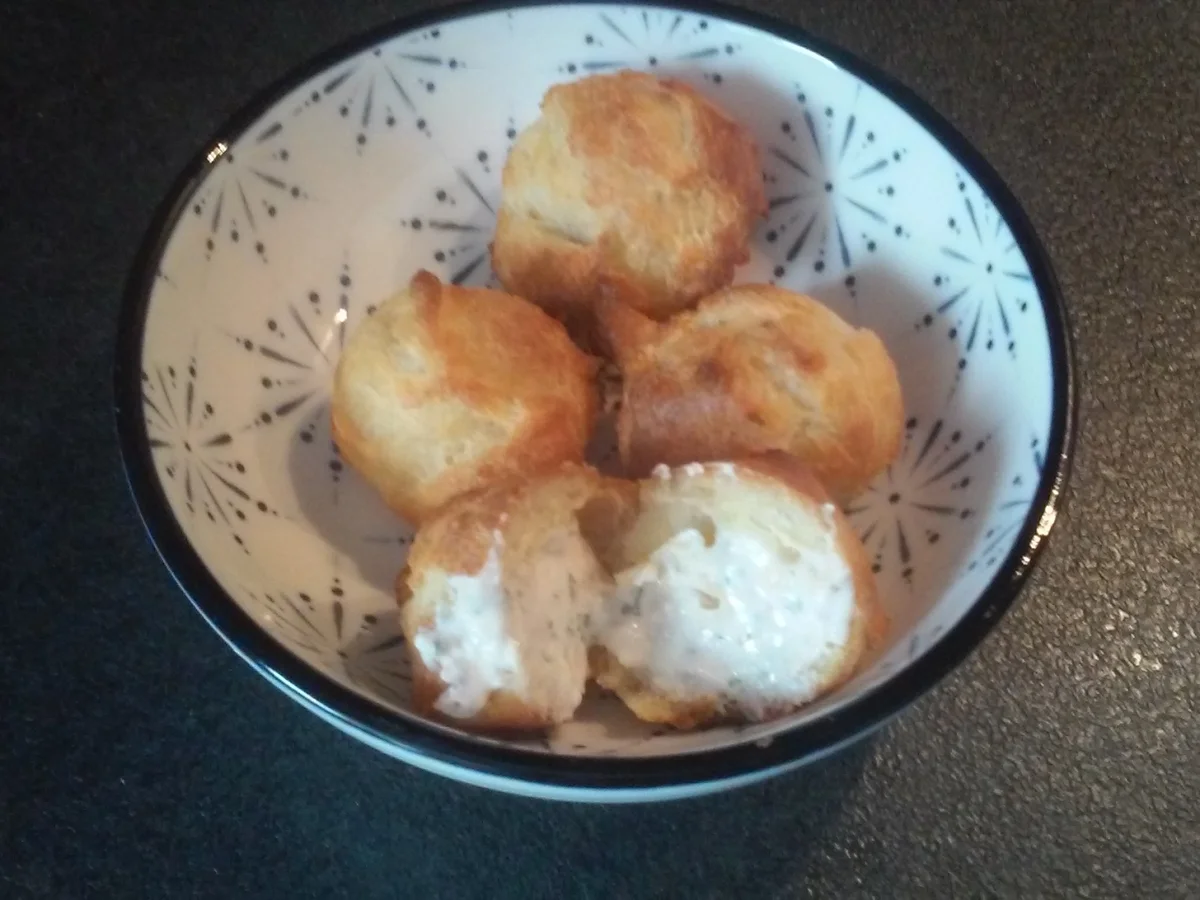 Rezept: Mini - Windbeutel mit herzhafter Füllung Bild Nr. 3209 Mini - Windbeutel mit herzhafter Füllung - Rezept - Bild Nr. 3209