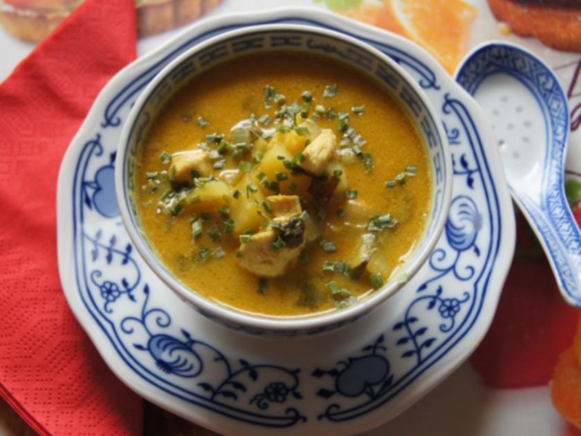 Kartoffelsuppe mit Hähnchenbrustfilet und Kokosmilch - Rezept - kochbar.de