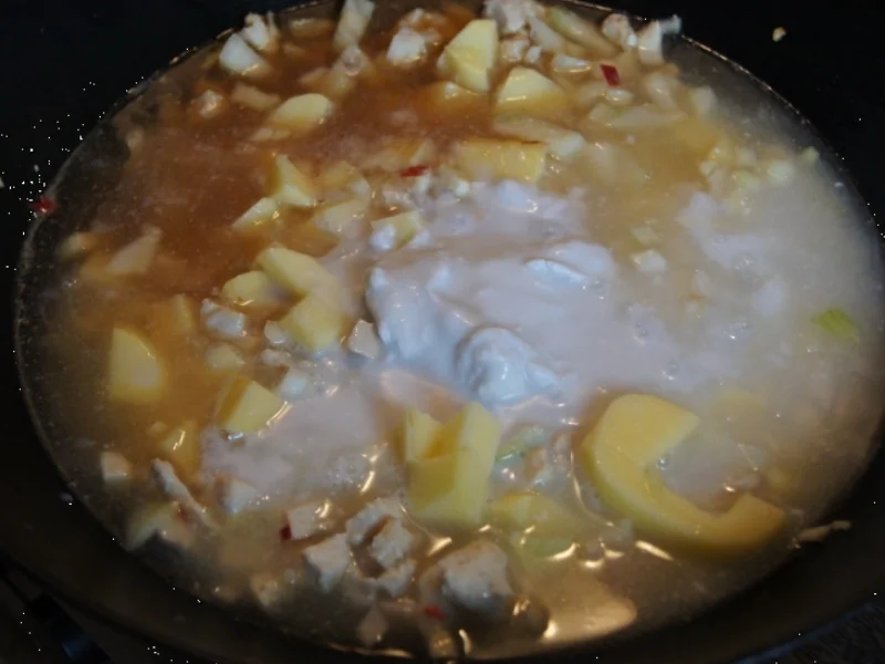 Kartoffelsuppe mit Hähnchenbrustfilet und Kokosmilch - Rezept - Bild Nr. 3216