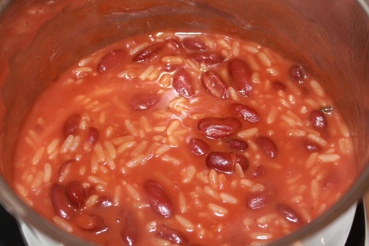 Reis-Tomaten-Suppe mit Kidneybohnen - Rezept - Bild Nr. 2